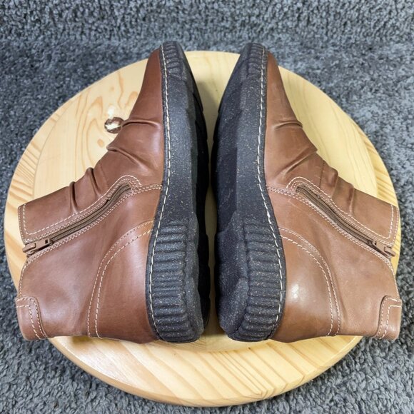 Clarks Caroline Orchid Ankle Boots Womens Size 11 Leather Brown Ruched Booties